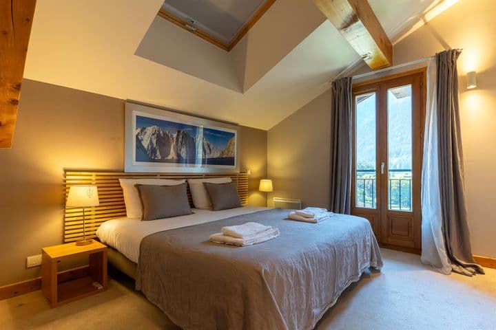 3 bedrooms apartment for sale in Chamonix-Mont-Blanc, France - Image 10