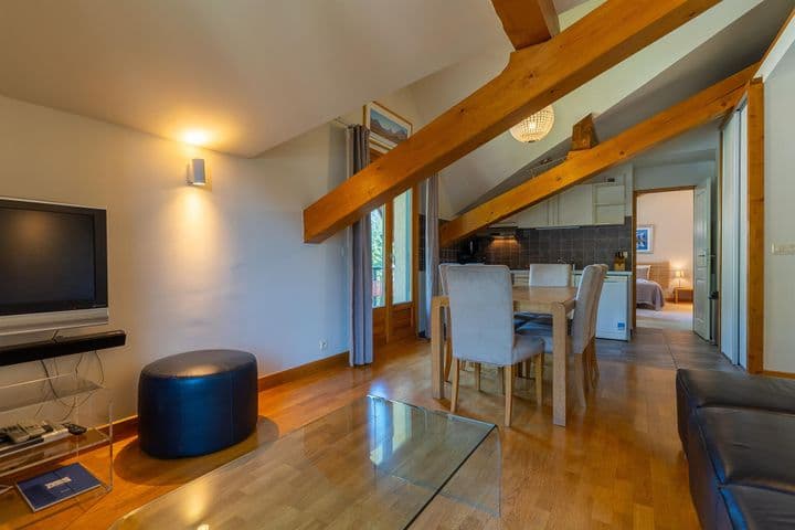 3 bedrooms apartment for sale in Chamonix-Mont-Blanc, France - Image 3