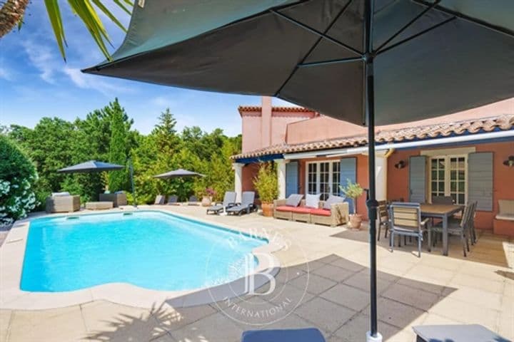 House for sale in Sainte-Maxime, France - Image 3