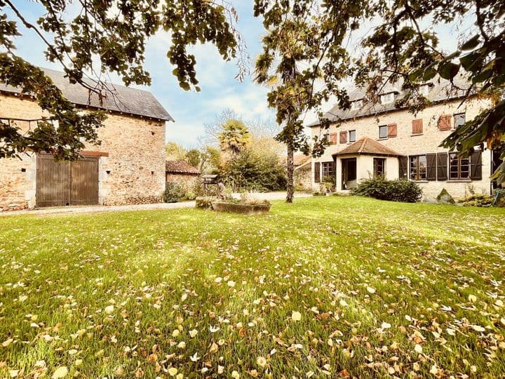 7 bedrooms house for sale in le vigeant, France - Image 7