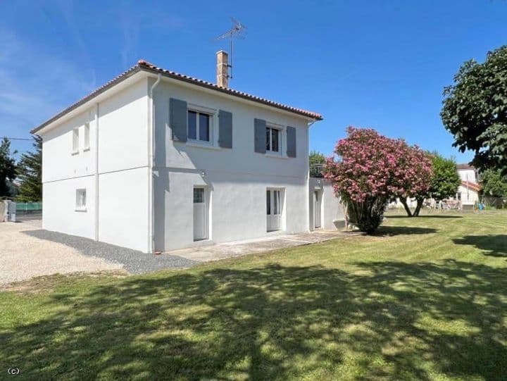 3 bedrooms house for sale in Aigre, France - Image 3