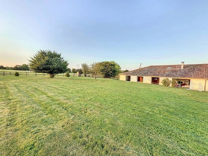 6 bedrooms house for sale in  France - Image 2