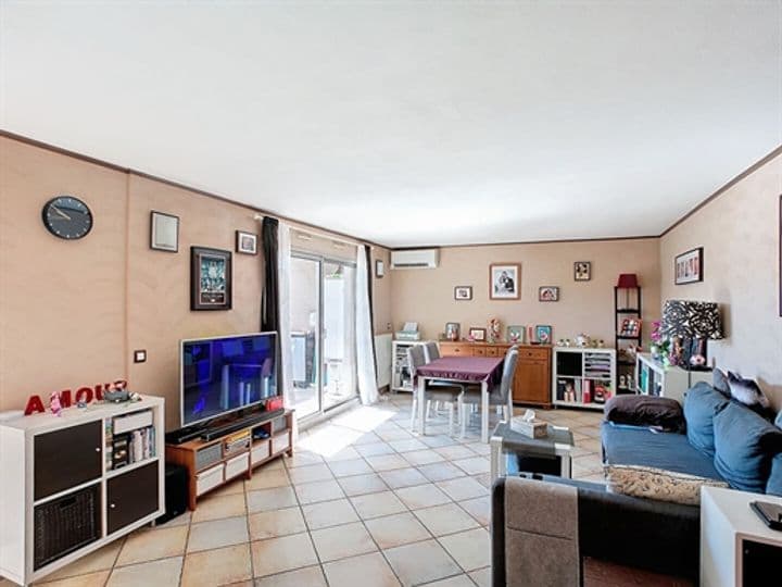 2 bedrooms apartment for sale in Saint-Laurent-du-Var, France - Image 2