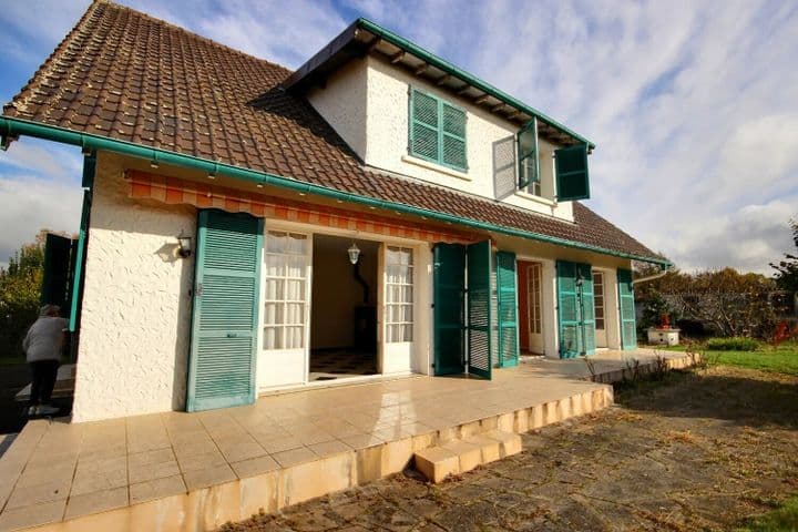 5 bedrooms house for sale in UZOS, France - Image 2