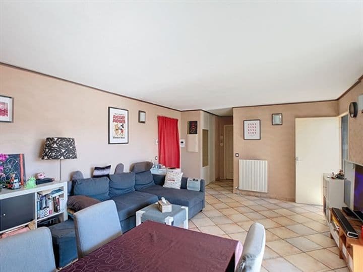 2 bedrooms apartment for sale in Saint-Laurent-du-Var, France - Image 3