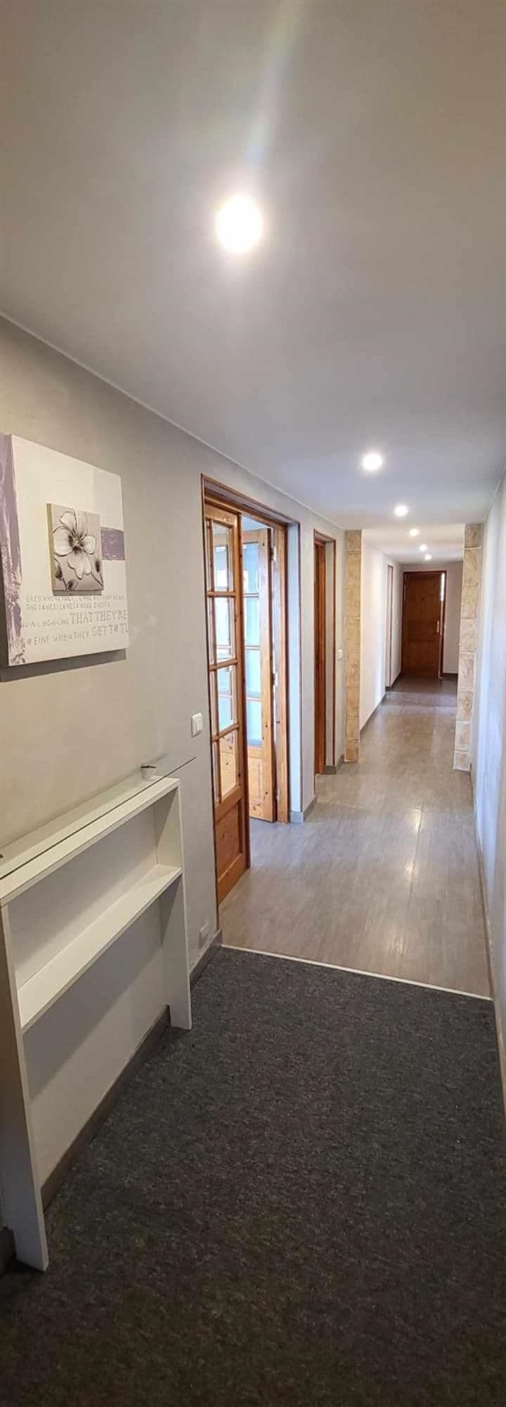 2 bedrooms apartment for sale in Vence, France - Image 4