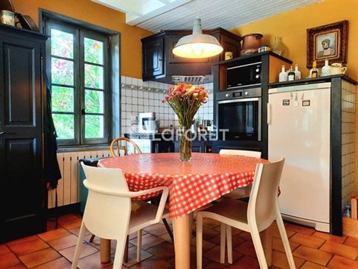 4 bedrooms other for sale in Montreal, France - Image 4