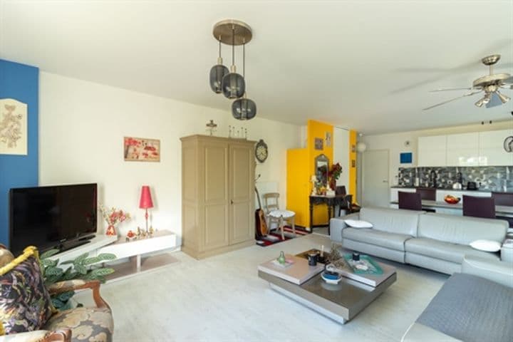 2 bedrooms apartment for sale in Bruges, France - Image 2