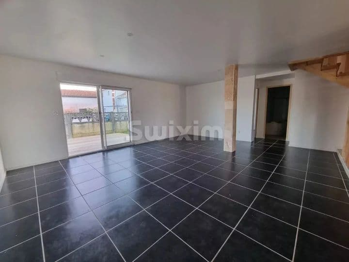 4 bedrooms house for sale in  France - Image 3