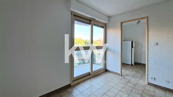 Apartment for sale in Frejus, France - Image 10