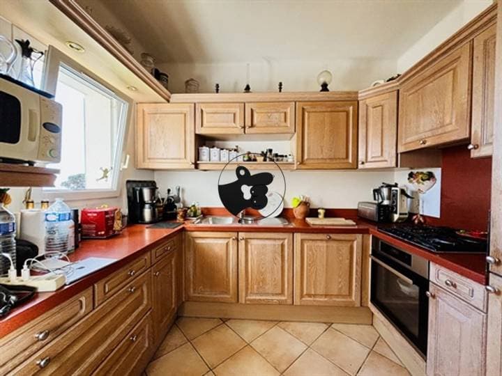 House for sale in Mandelieu-la-Napoule, France - Image 2