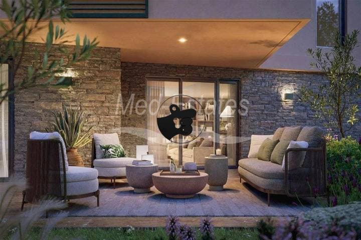 1 bedroom house for sale in Var (83), France