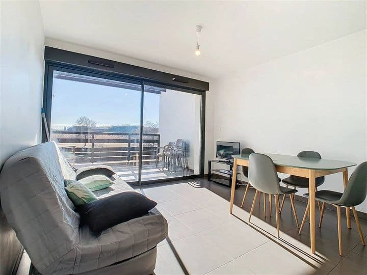 1 bedroom house for sale in  France - Image 2