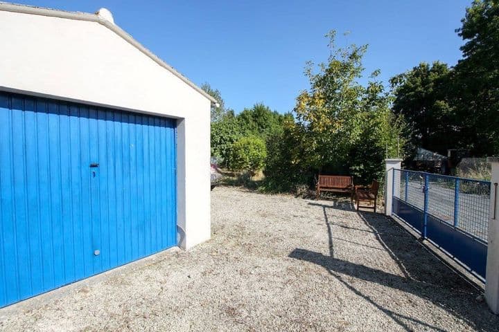 2 bedrooms house for sale in SAINT PIERRE DE LILE, France - Image 12