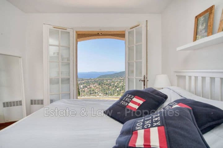 5 bedrooms house for sale in  France - Image 9