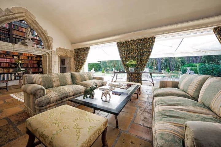 6 bedrooms house for sale in  France - Image 8