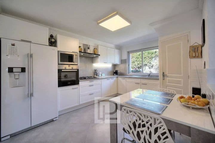 4 bedrooms house for sale in  France - Image 7