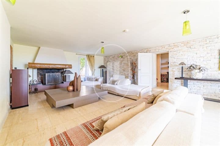 7 bedrooms house for sale in Saint-Andiol, France - Image 2