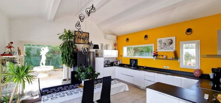 4 bedrooms house for sale in  France - Image 10