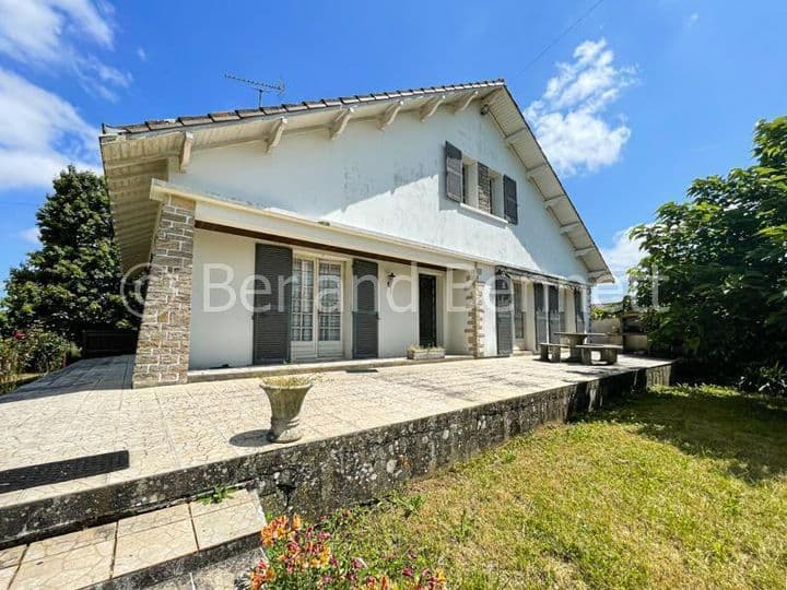 4 bedrooms house for sale in Villefagnan, France - Image 2