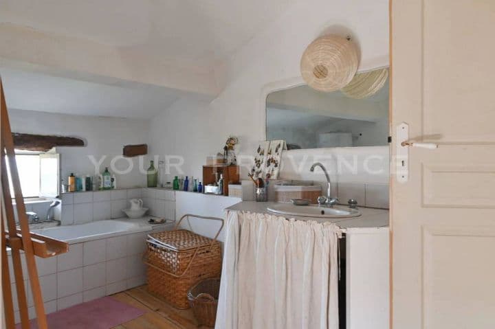 2 bedrooms house for sale in  France - Image 10