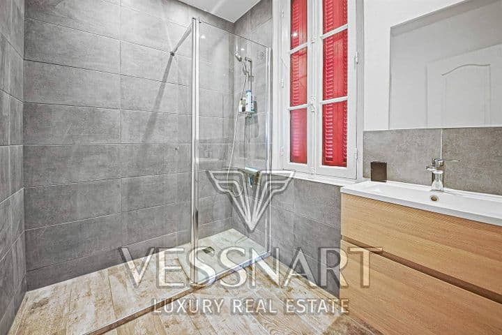 1 bedroom house for sale in  France - Image 8