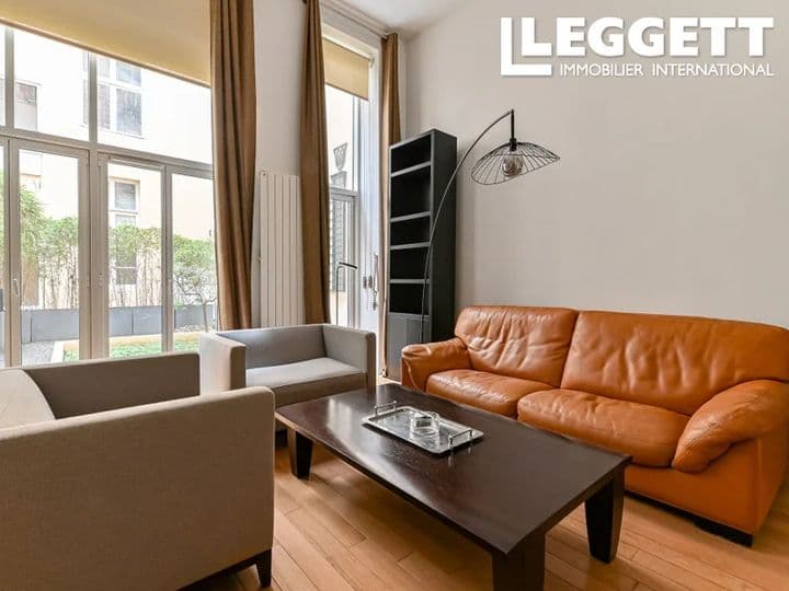 1 bedroom house for sale in  France - Image 2