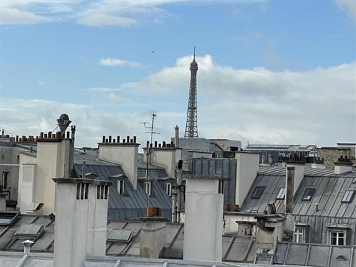 2 bedrooms house for sale in Paris 8eme, France - Image 2