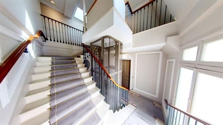 2 bedrooms house for sale in Paris 8eme, France - Image 6