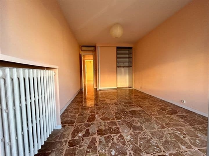 Apartment for sale in Cagnes-sur-Mer, France - Image 12