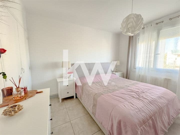 2 bedrooms apartment for sale in Nimes, France - Image 3