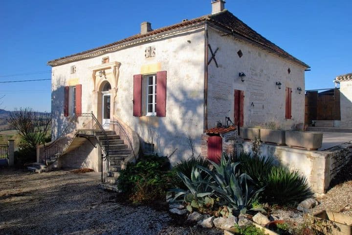 6 bedrooms house for sale in cazideroque, France