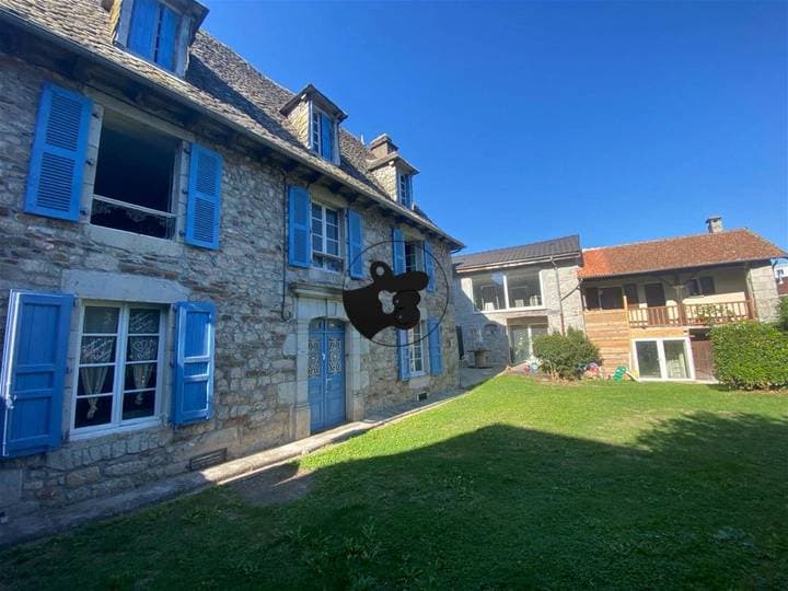 9 bedrooms house for sale in Cantal (15), France - Image 19