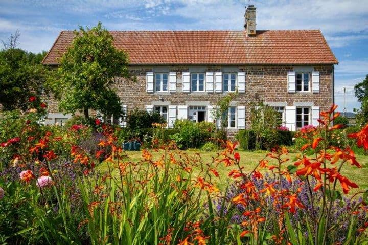 5 bedrooms house for sale in Percy-en-Normandie, France