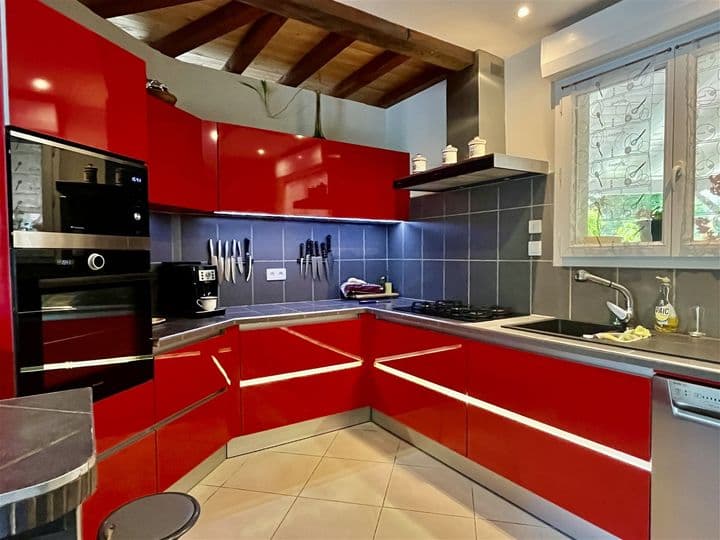 5 bedrooms house for sale in  France - Image 6