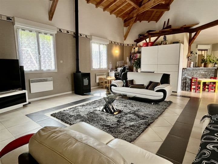 5 bedrooms house for sale in  France - Image 11