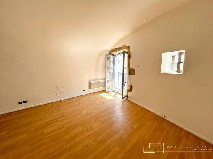 1 bedroom house for sale in  France - Image 7