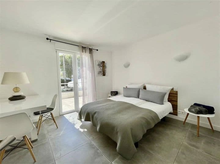 4 bedrooms house for sale in  France - Image 7