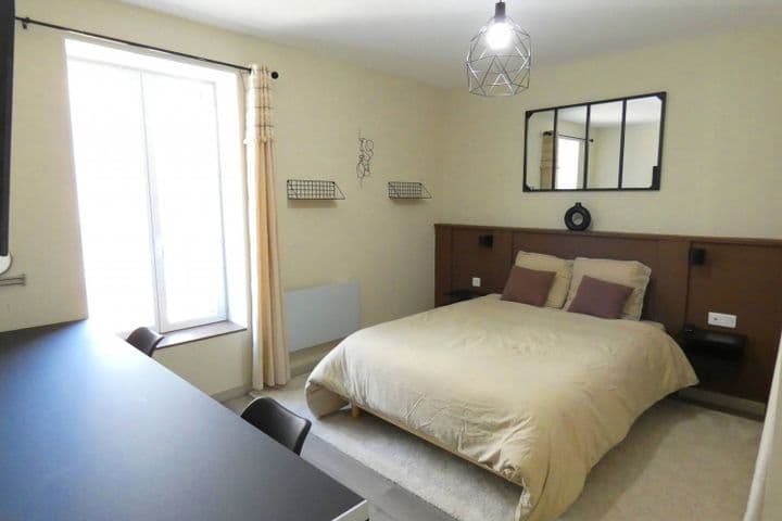 2 bedrooms house for sale in aurillac, France - Image 3