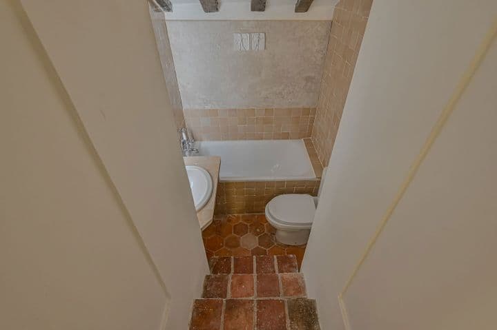 1 bedroom house for sale in  France - Image 9