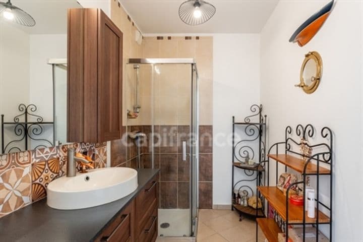 3 bedrooms apartment for sale in La Ciotat, France - Image 7