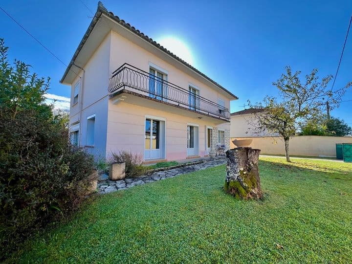 4 bedrooms house for sale in Villeneuve sur Lot, France - Image 2