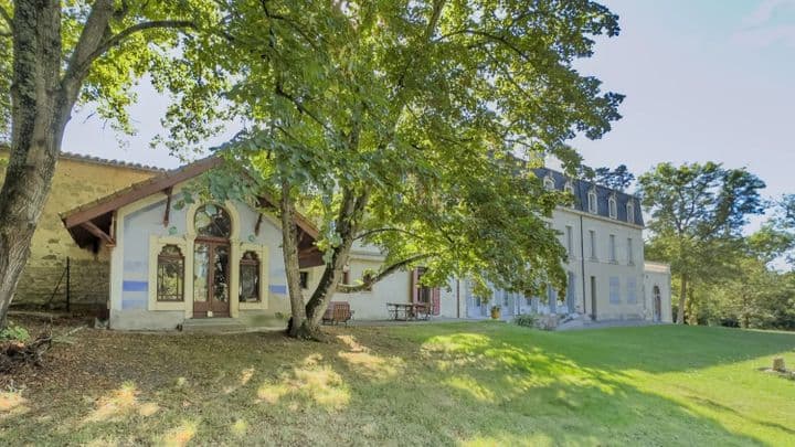 6 bedrooms house for sale in MONTREAL, France - Image 2