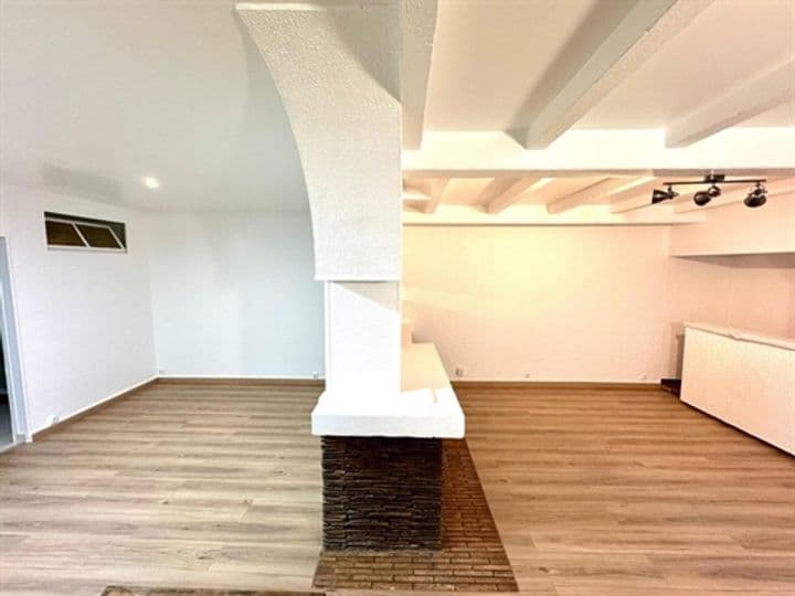 Apartment for sale in Levallois-Perret, France