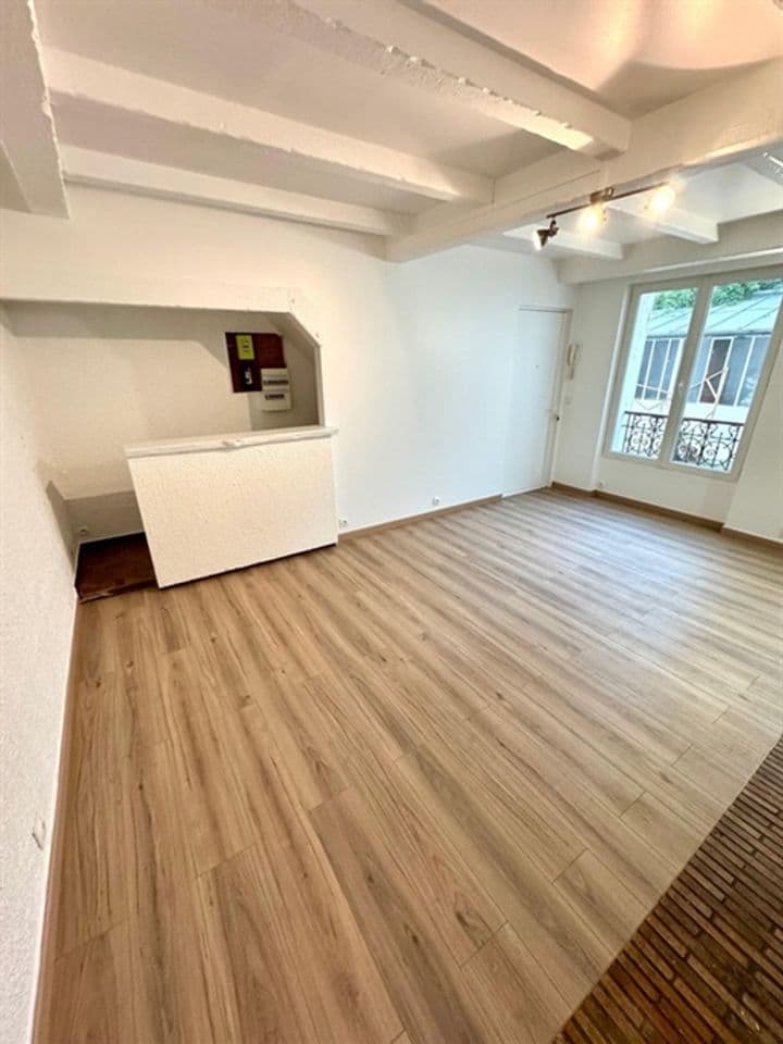 Apartment for sale in Levallois-Perret, France - Image 2