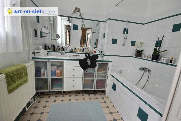 2 bedrooms house for sale in Paris (75), France - Image 9