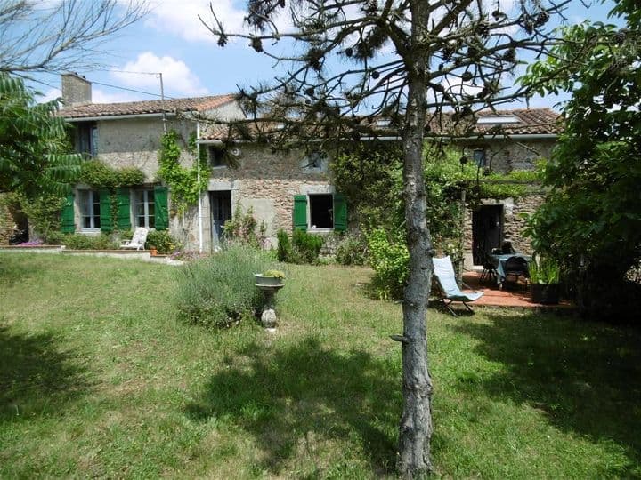 5 bedrooms house for sale in  France