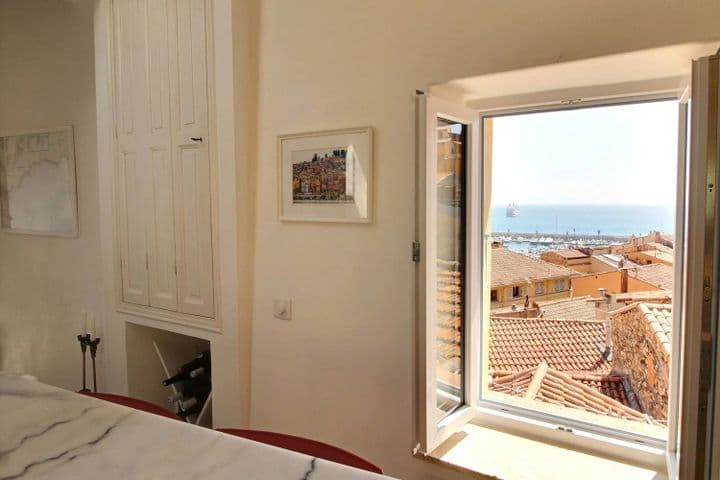 1 bedroom house for sale in  France - Image 8