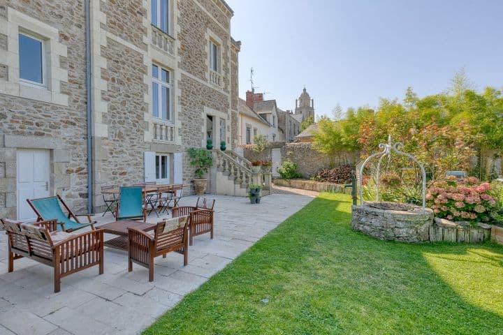 7 bedrooms house for sale in  France - Image 6