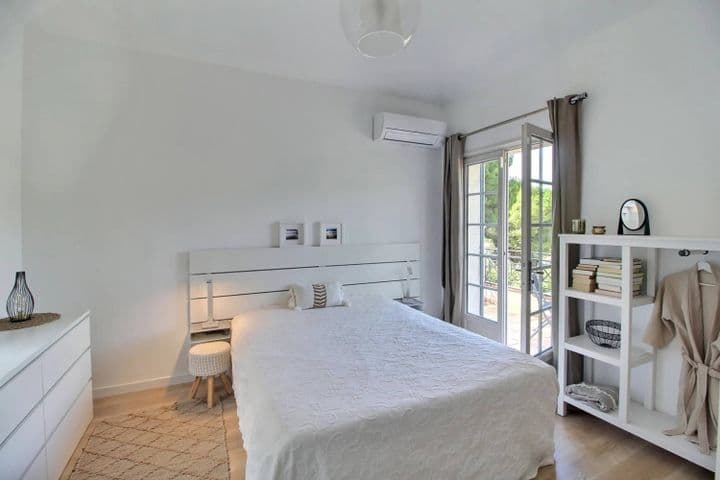 3 bedrooms house for sale in  France - Image 10